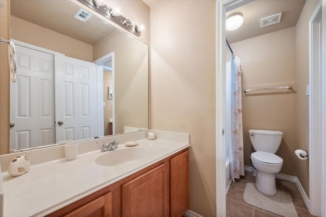 2739 Ferdinand, Grand Prairie, TX 75054