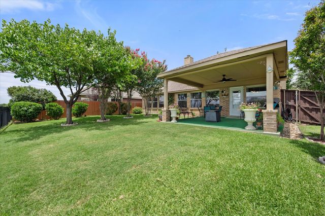 2739 Ferdinand, Grand Prairie, TX 75054