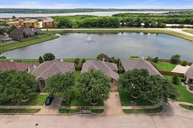 2739 Ferdinand, Grand Prairie, TX 75054