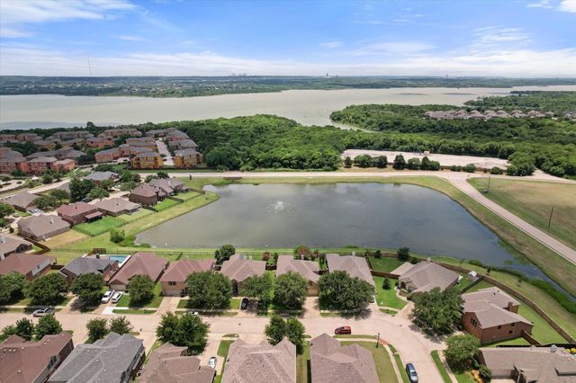2739 Ferdinand, Grand Prairie, TX 75054