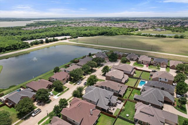 2739 Ferdinand, Grand Prairie, TX 75054