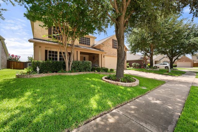 2739 Ferdinand, Grand Prairie, TX 75054