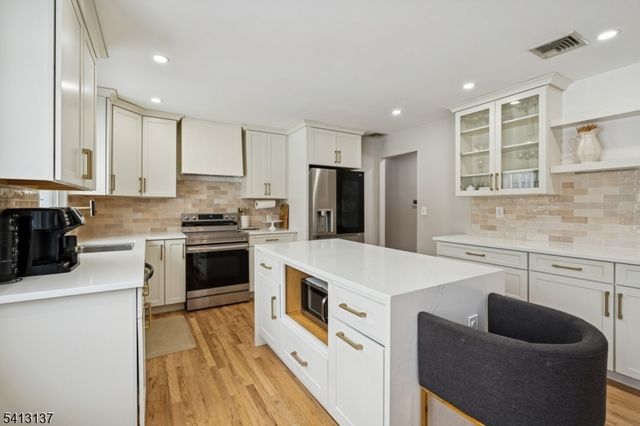 5 Summit Ave, Mount Olive Twp., NJ 07828