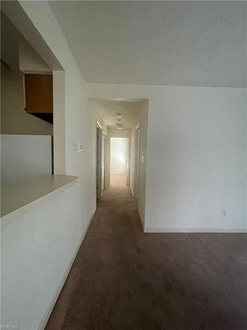15 Davenport CT, Hampton, VA 23666