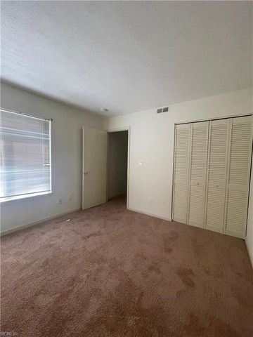 15 Davenport CT, Hampton, VA 23666