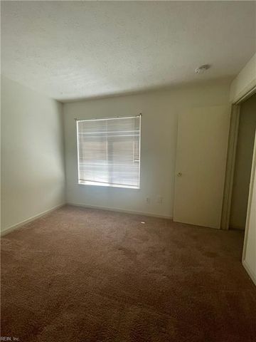 15 Davenport CT, Hampton, VA 23666
