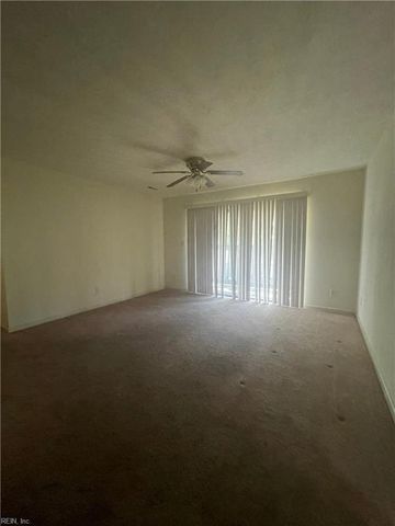 15 Davenport CT, Hampton, VA 23666