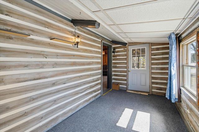 1955 state road 83, Hartford, WI 53027