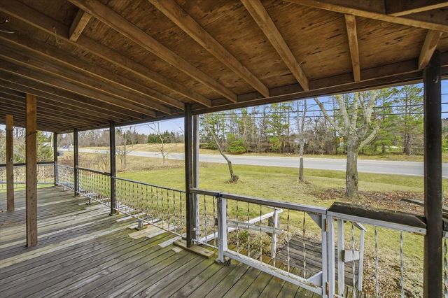 1955 state road 83, Hartford, WI 53027