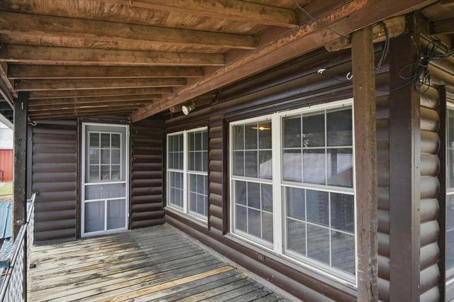 1955 state road 83, Hartford, WI 53027