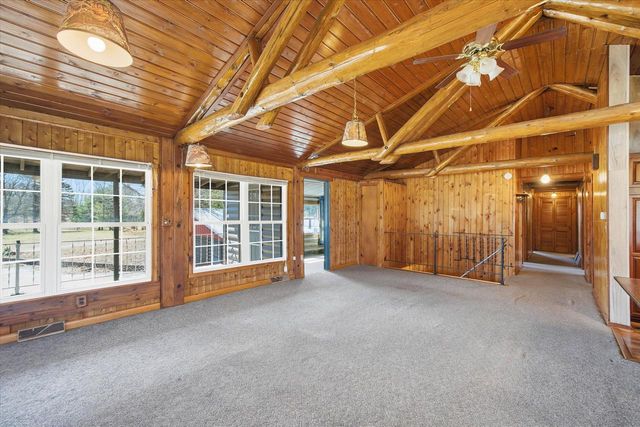 1955 state road 83, Hartford, WI 53027