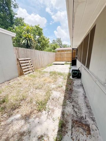 6913 N 20TH STREET, Tampa, FL 33610