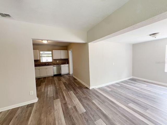 6913 N 20TH STREET, Tampa, FL 33610