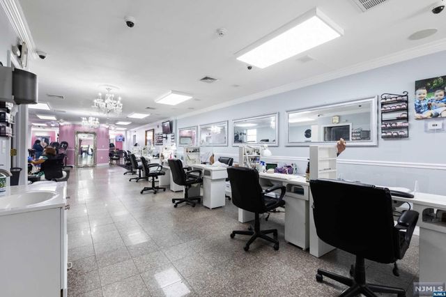 1012 New York Avenue, Union City, NJ 07087