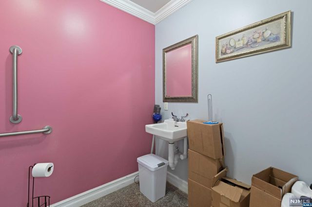 1012 New York Avenue, Union City, NJ 07087