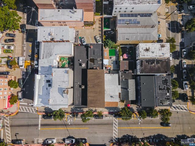 1012 New York Avenue, Union City, NJ 07087