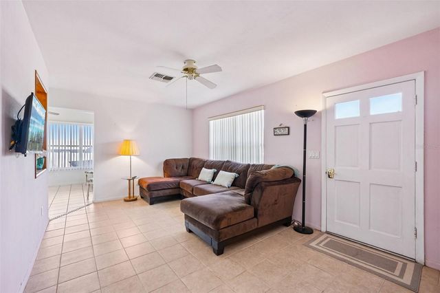 465 BRIARWOOD LN, Spring Hill, FL 34606