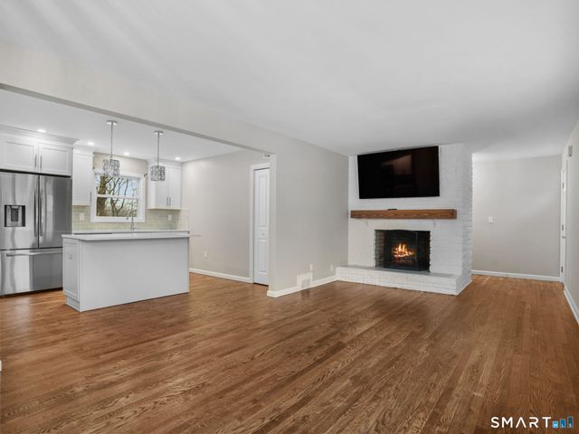 36 Craig Lane, Trumbull, CT 06611