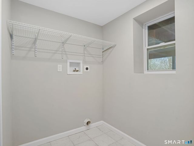 36 Craig Lane, Trumbull, CT 06611