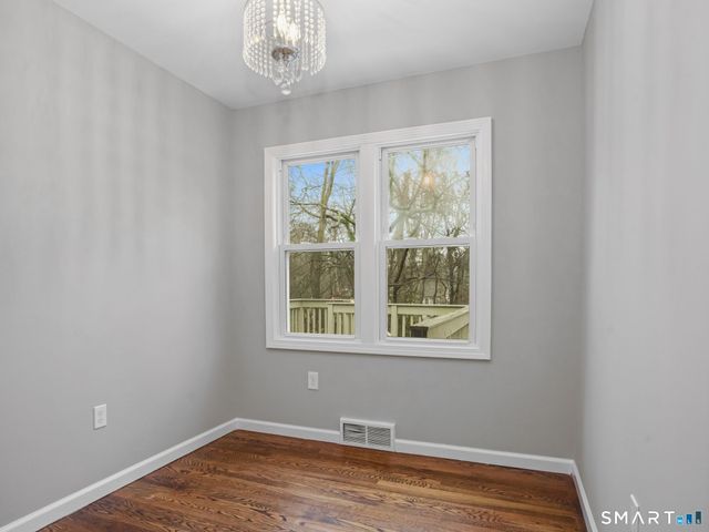 36 Craig Lane, Trumbull, CT 06611