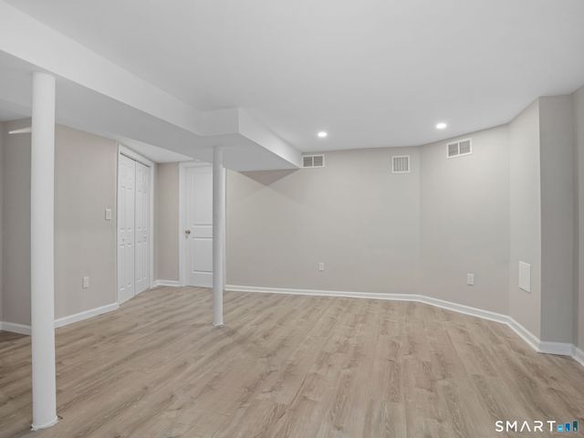 36 Craig Lane, Trumbull, CT 06611