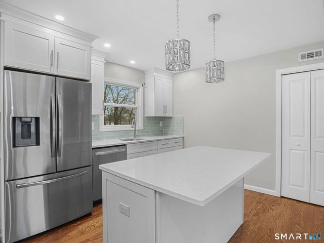 36 Craig Lane, Trumbull, CT 06611