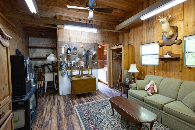 49 Morris Drive, Wellington, KY 40387