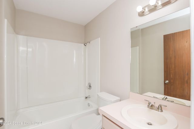 2059 Allegheny Circle, Melbourne, FL 32935