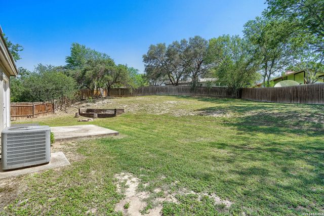 5942 Hidden Glade, San Antonio, TX 78250