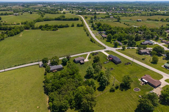 104 Crutcher Pike, Richmond, KY 40475