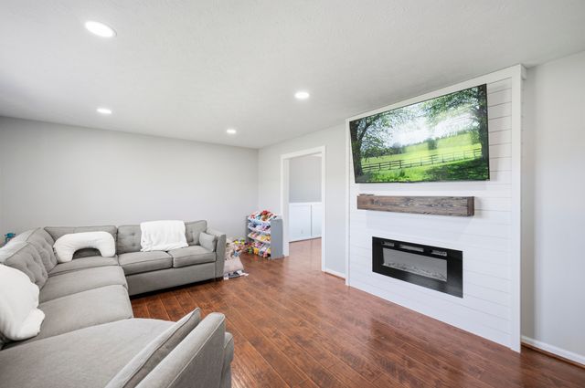 104 Crutcher Pike, Richmond, KY 40475