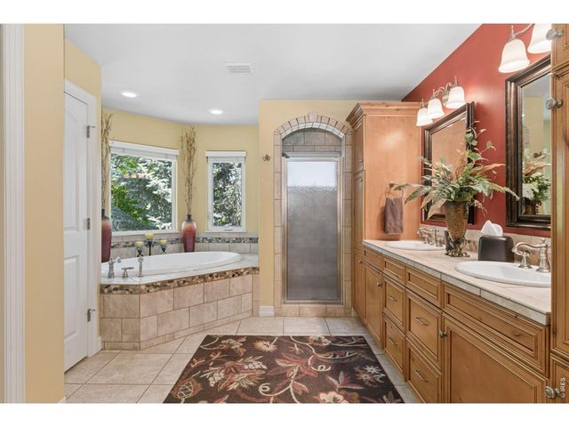 1848 Sundance Dr, Longmont, CO 80504