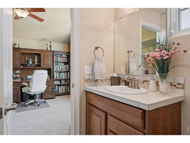 1848 Sundance Dr, Longmont, CO 80504