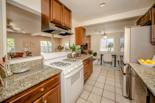 10762 Segovia Way, Rancho Cordova, CA 95670