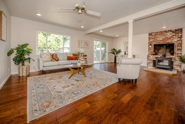 10762 Segovia Way, Rancho Cordova, CA 95670