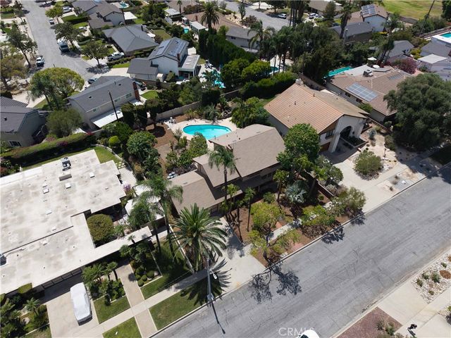 948 W Buffington, Upland, CA 91784