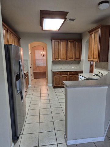 808 Busleigh Castle WAY, Pflugerville, TX 78660