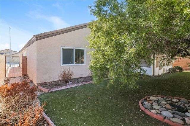 1014 Christopher View Avenue, North Las Vegas, NV 89032