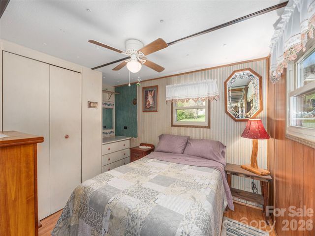 17 Mustang Lane, Waynesville, NC 28786