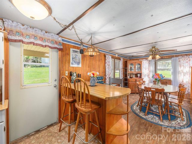 17 Mustang Lane, Waynesville, NC 28786