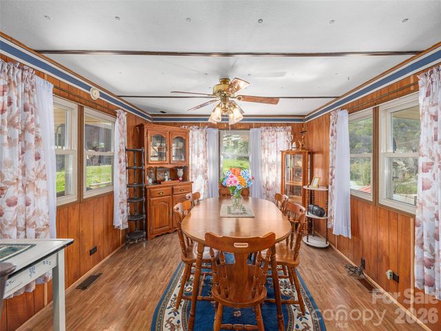 17 Mustang Lane, Waynesville, NC 28786