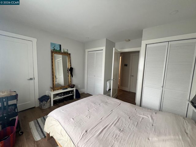 1325 Hopkins St, Berkeley, CA 94702