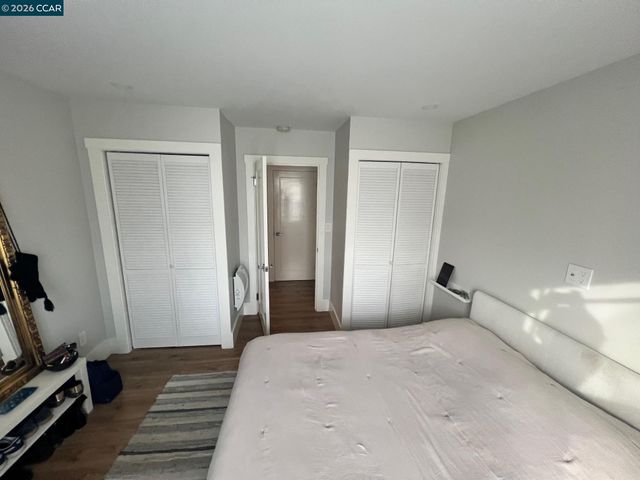 1325 Hopkins St, Berkeley, CA 94702