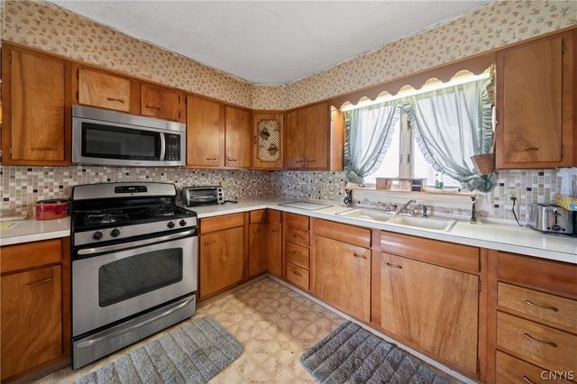 6272 Island Road, Cicero, NY 13039
