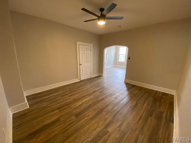 615 Central Avenue, Alton, IL 62002