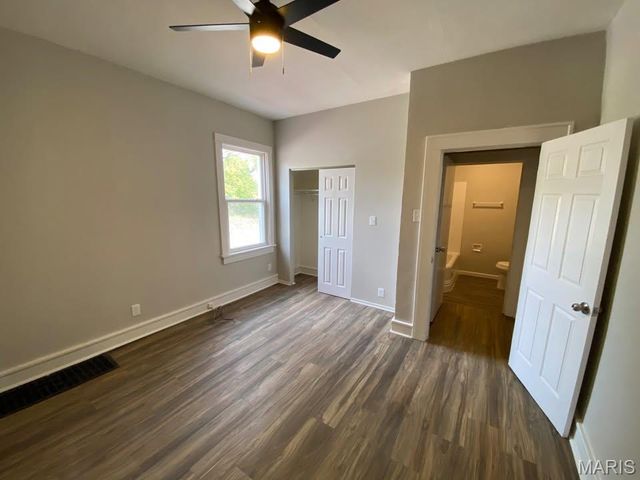 615 Central Avenue, Alton, IL 62002