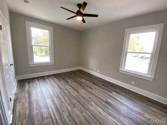 615 Central Avenue, Alton, IL 62002