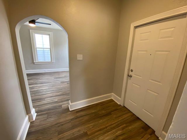 615 Central Avenue, Alton, IL 62002