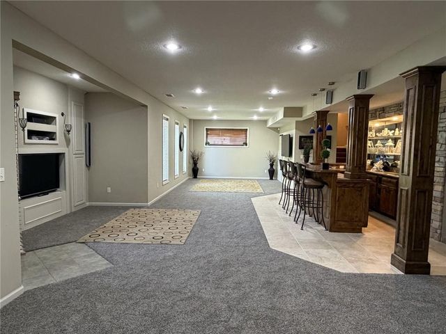 7822 Hull Avenue, Kansas City, MO 64151