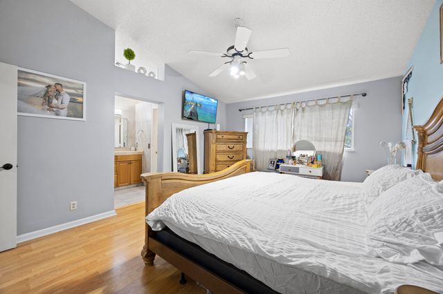 1928 E Discovery Cir Circle E, Deerfield Beach, FL 33442